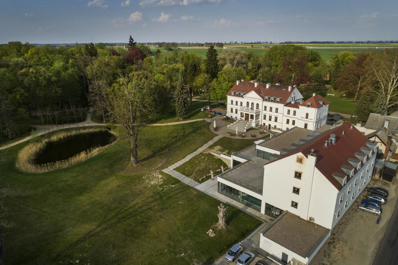 Отель Hanza Pałac Wellness & SPA Warlubie-18